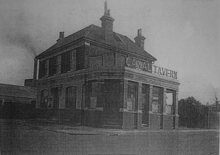 Canal Tavern