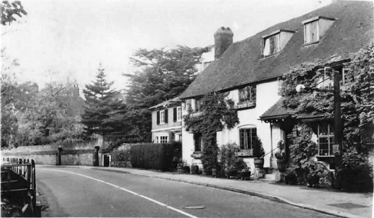 Unknown pub in the Oxsted Road