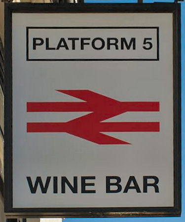 Platform 5 sign 2014
