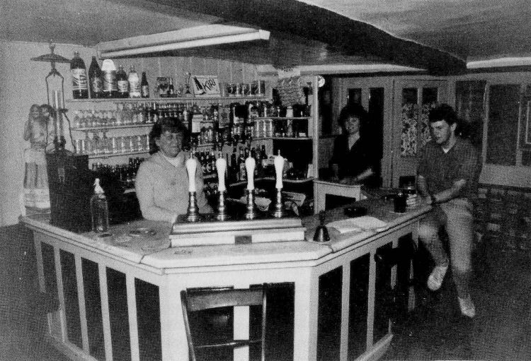 Red Lion bar circa 1987