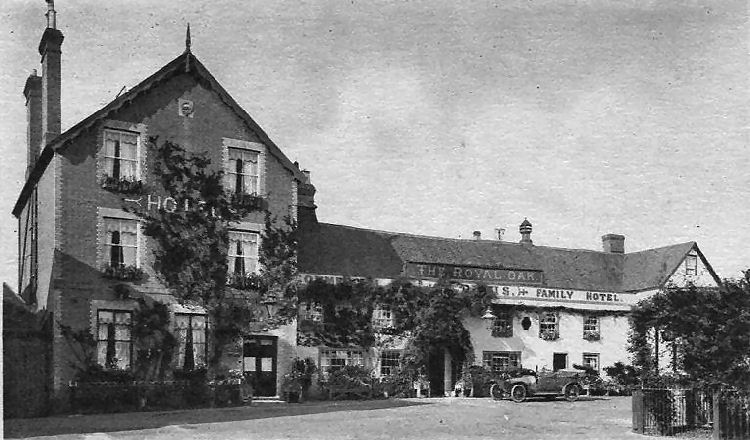 Royal Oak Hotel 1915