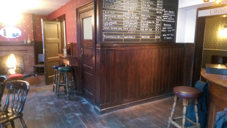 Ravensgate Arms inside 2015