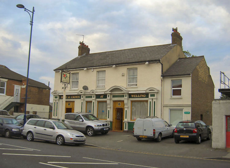Rose And Crown Pub Of Welling