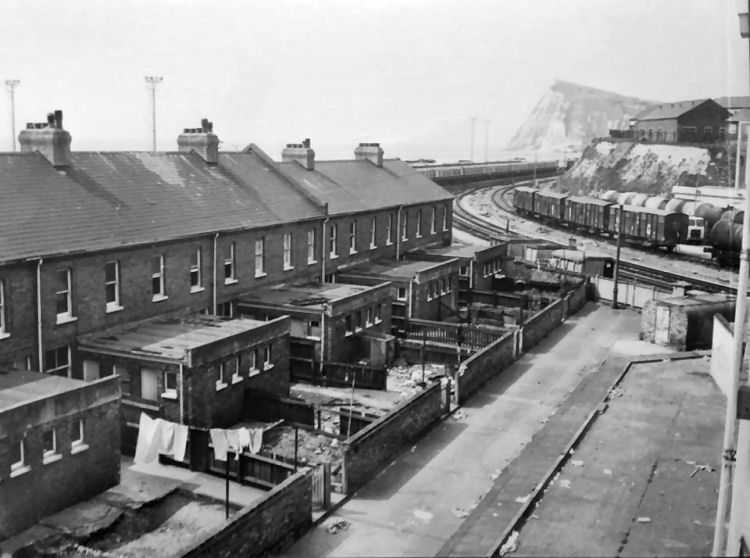 Beach Street back 1975