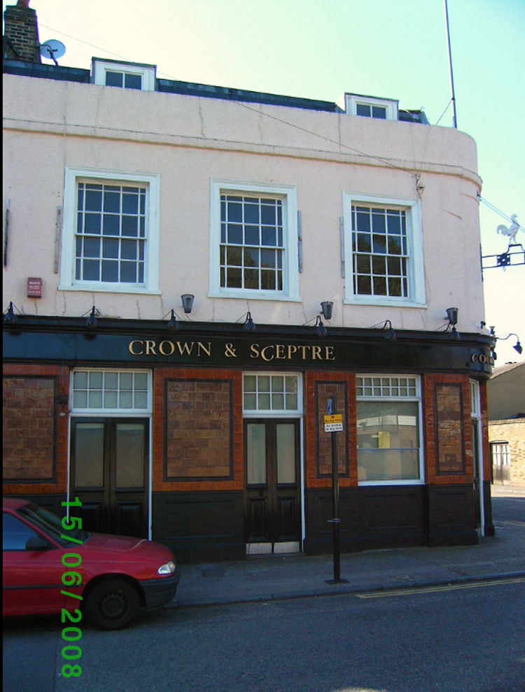 Crown and Sceptre 2008