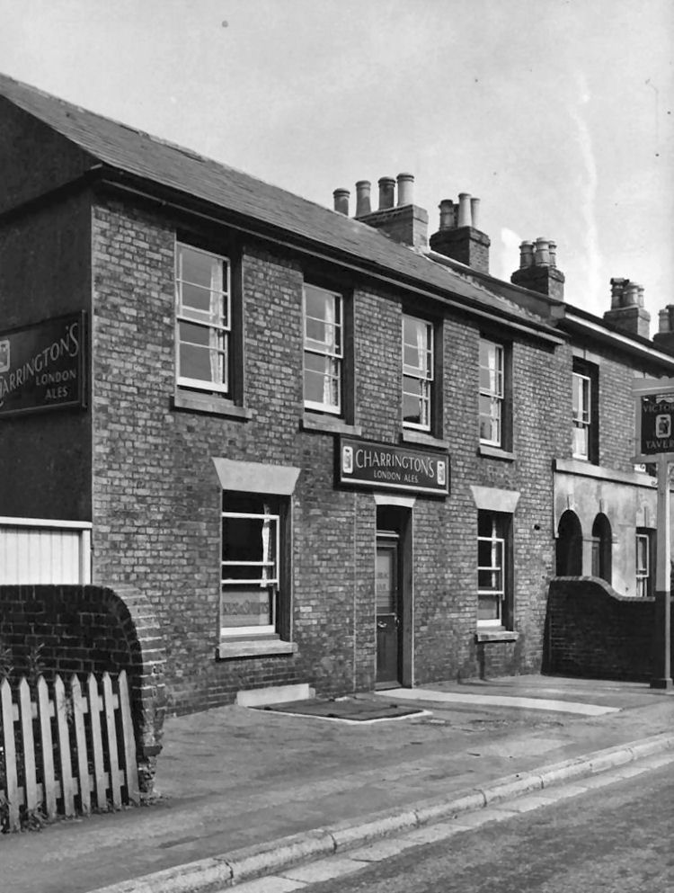 Victoria Tavern 1952