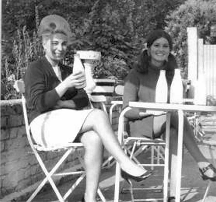 Barmaids 1960s
