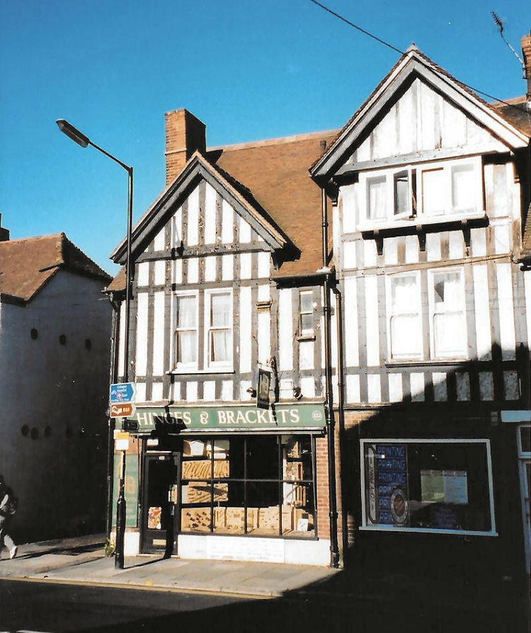 Former Woodman's Arms 2002