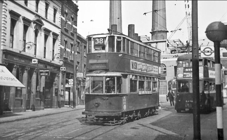 Crown and Anchor 1940