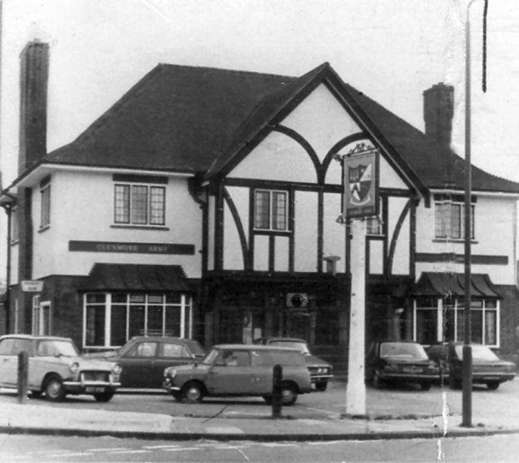 Glenmore Arms 1975