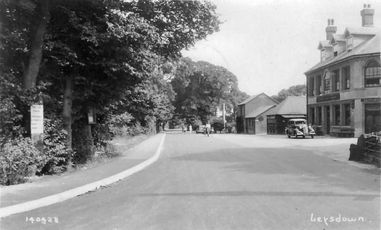 Rose and Crown 1952