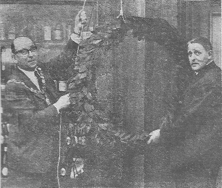 Dewdrop opening 1957