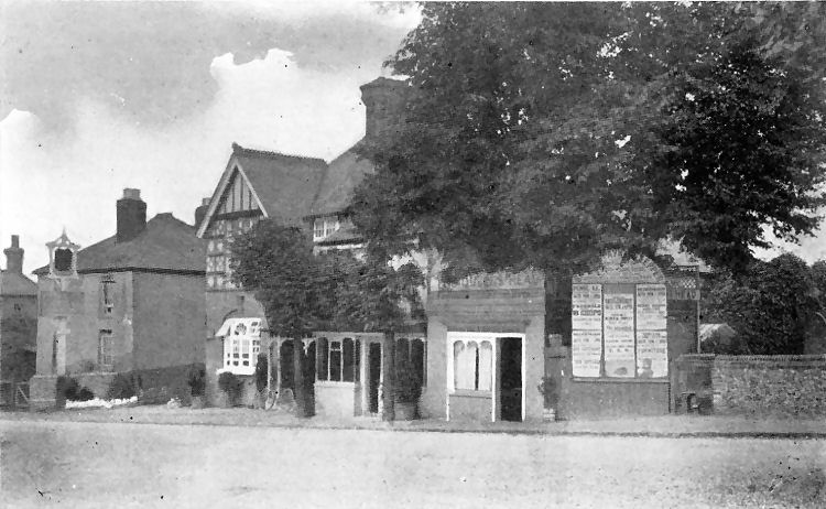 Queen's Head postcard