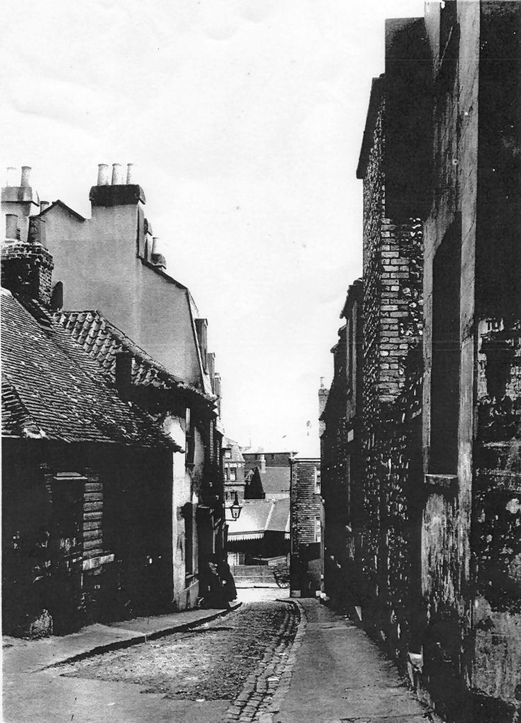 Finnis Hill from Limekiln Street