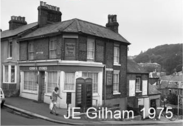 Clarendon Street corner stores 1975
