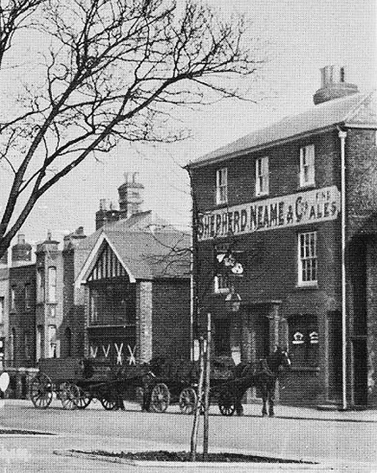 Crown and Anchor 1900