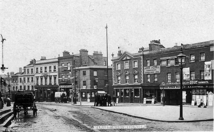 Crown and Anchor 1910