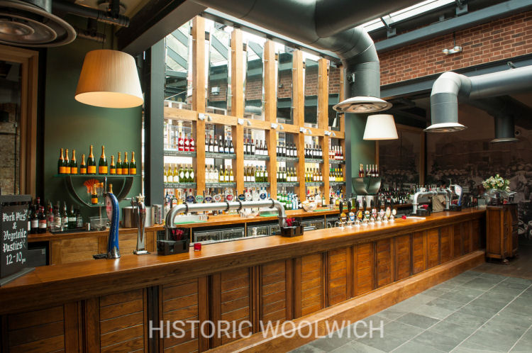 Dial Arch inside 2010