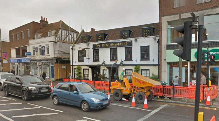 Ye Olds Greyhound 2016