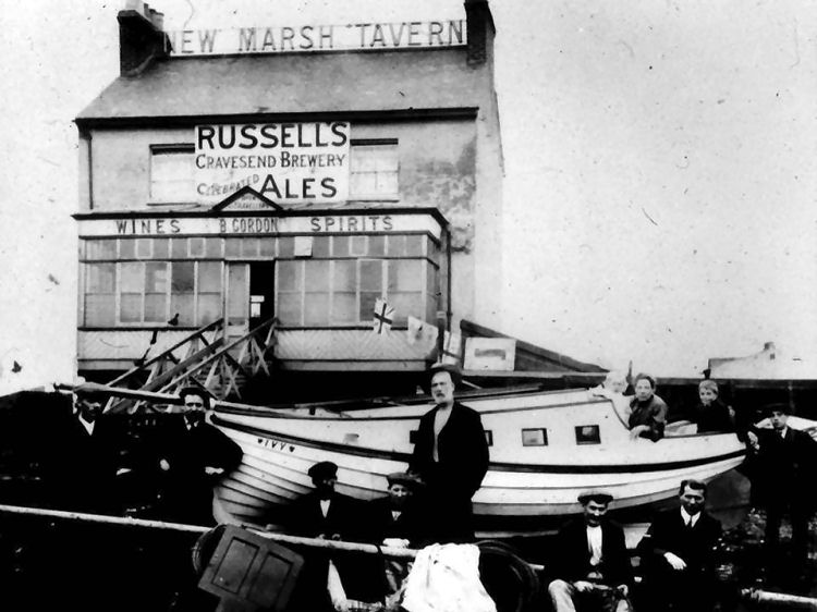 New Marsh Tavern pre 1920