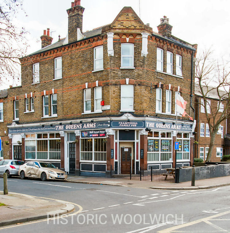 QUEEN'S ARMS Pub of Plumstead