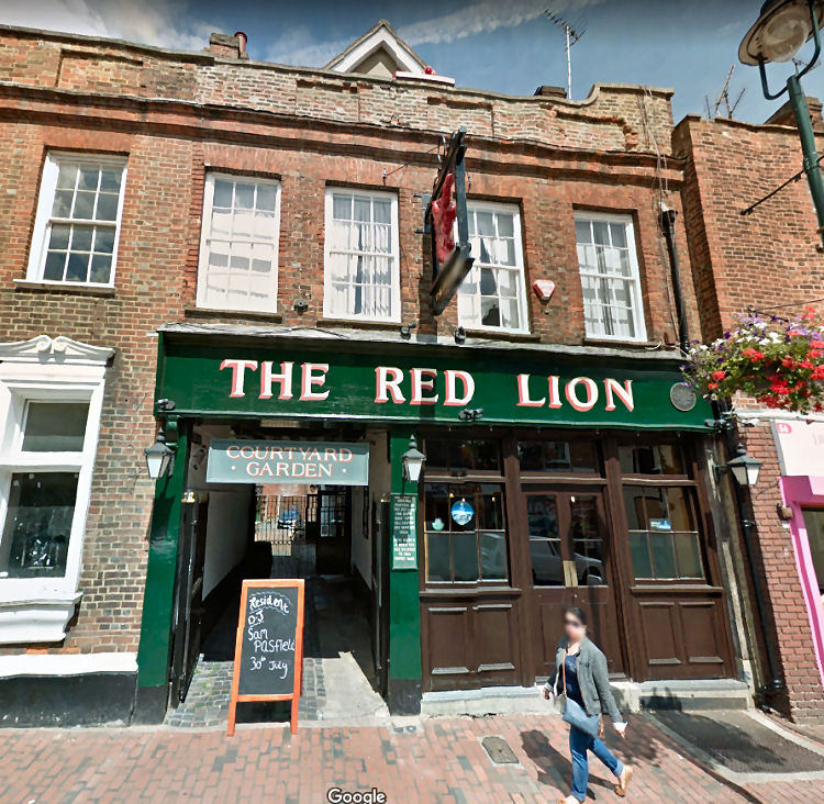 Red Lion 2016