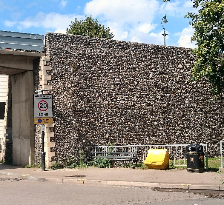 Riding Gate Inn location 2017