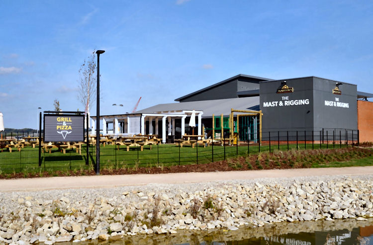 Mast and Rigging 2018