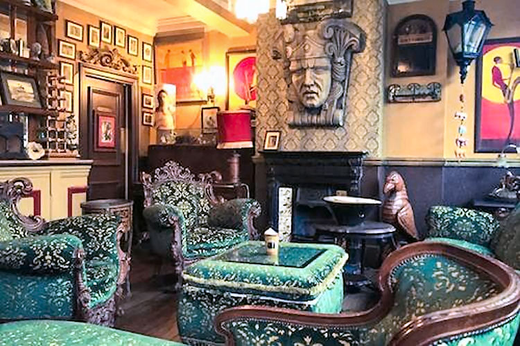 Prince of Greenwich inside