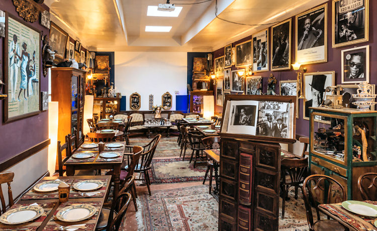 Prince of Greenwich inside 2017