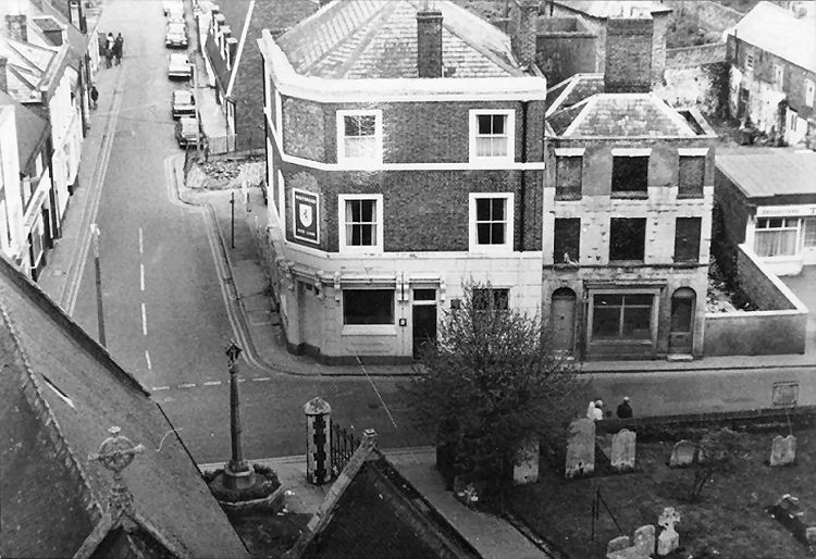 Red Lion 1972