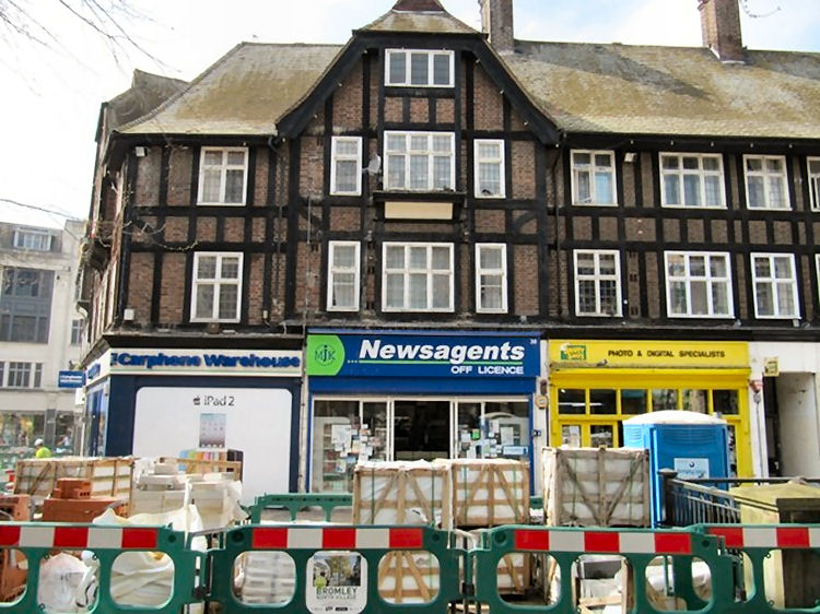 Former Rose and Crown