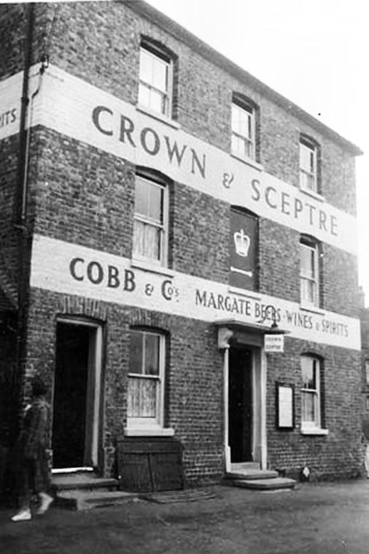 Crown and Sceptre 1920s