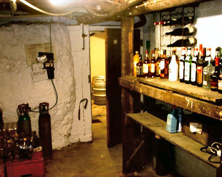 Five Bells cellar 2003