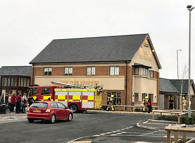 Five Bridges fire 2017