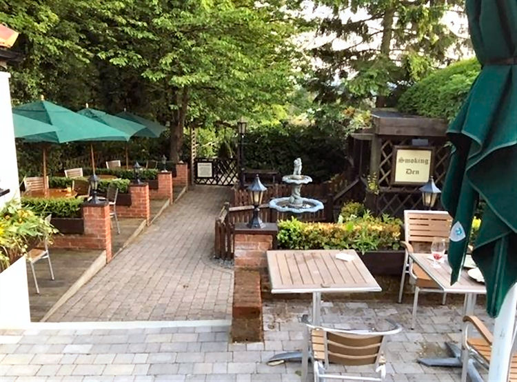 Black Horse garden 2019