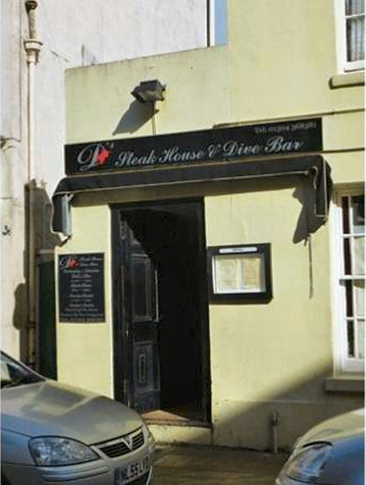 D's Steakhouse and Dive Bar