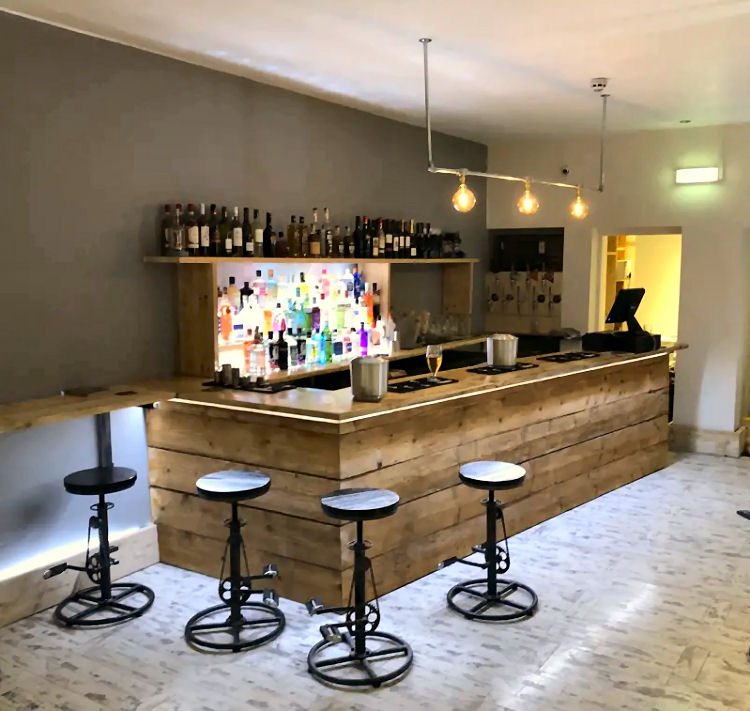 Finns Gin and Real Ales 2019