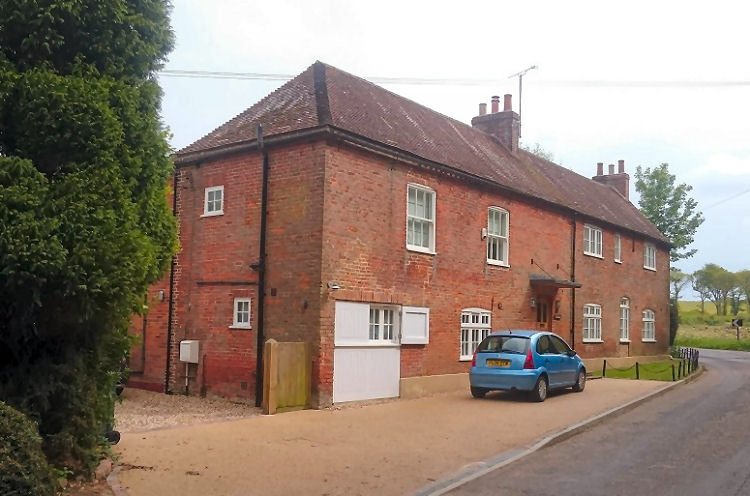 Former Three Horseshoes 2019