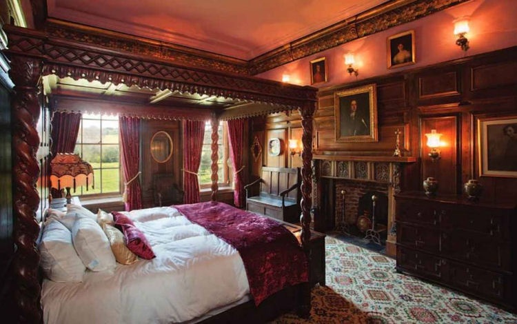 brisge Place Country Club bedroom 2017