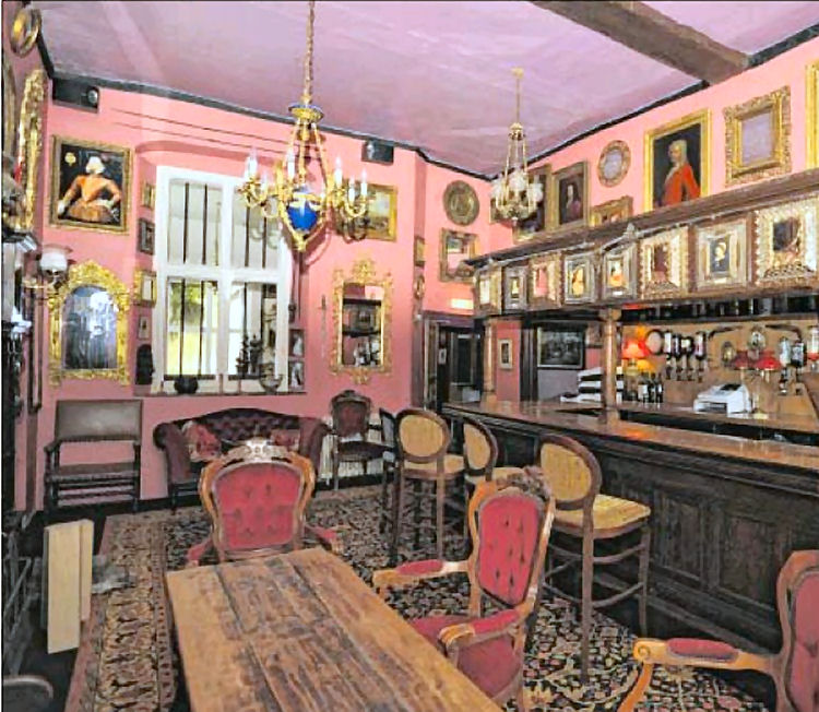 Bridge Place Copunrty Club restored room
