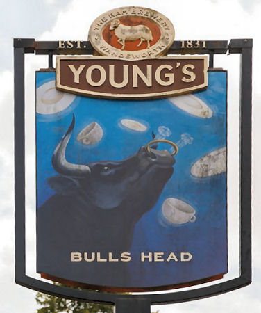 Bull's Head sign 2016