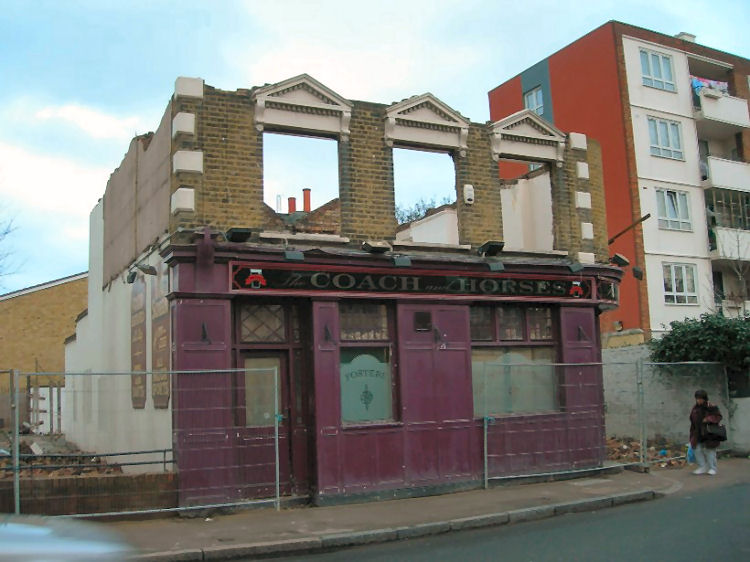 Coach and Horses demolition 2007
