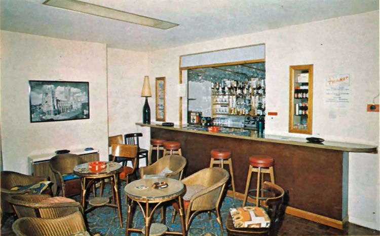 Falcon Hotel bar