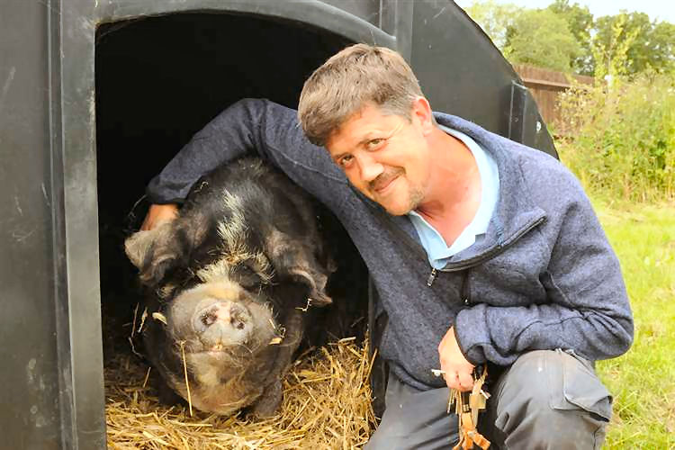 Andy Cowell and pig Spice