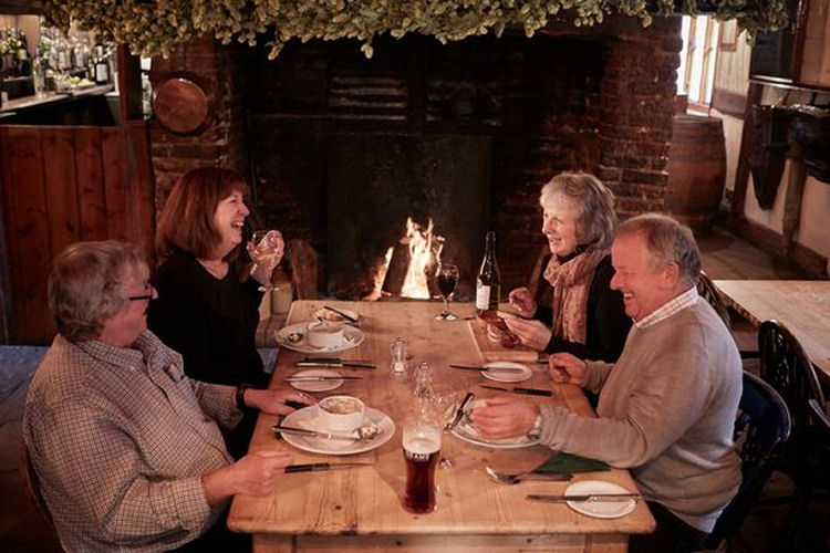 Griffins Head inside 2019