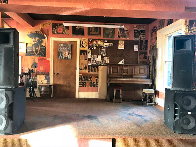 Louis Armstrong stage 2019