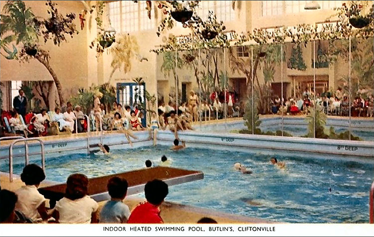Queens Hotel pool