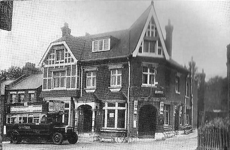 Red Lion 1930s