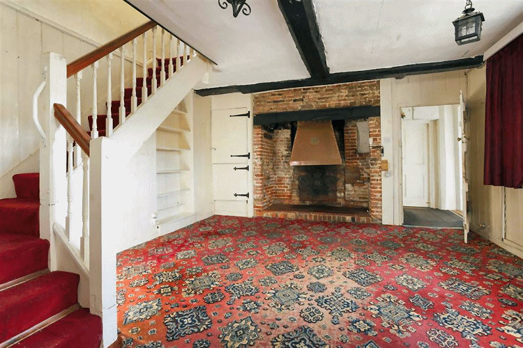 Red Lion inside 2018